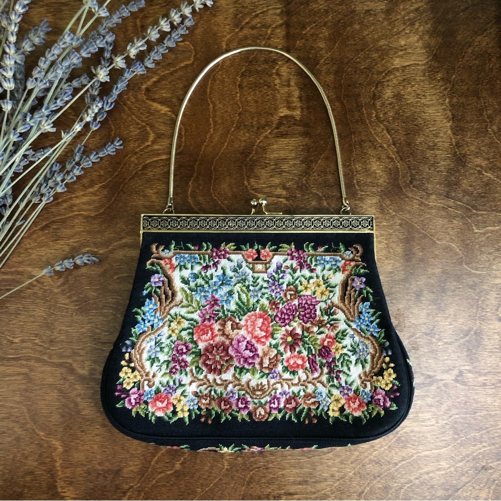 Vintage petite point tapestry clutch floral purse